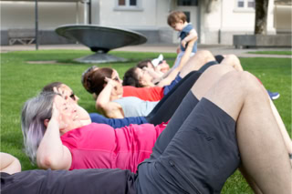 Outdoortraining CATFIT - Bauchtraining